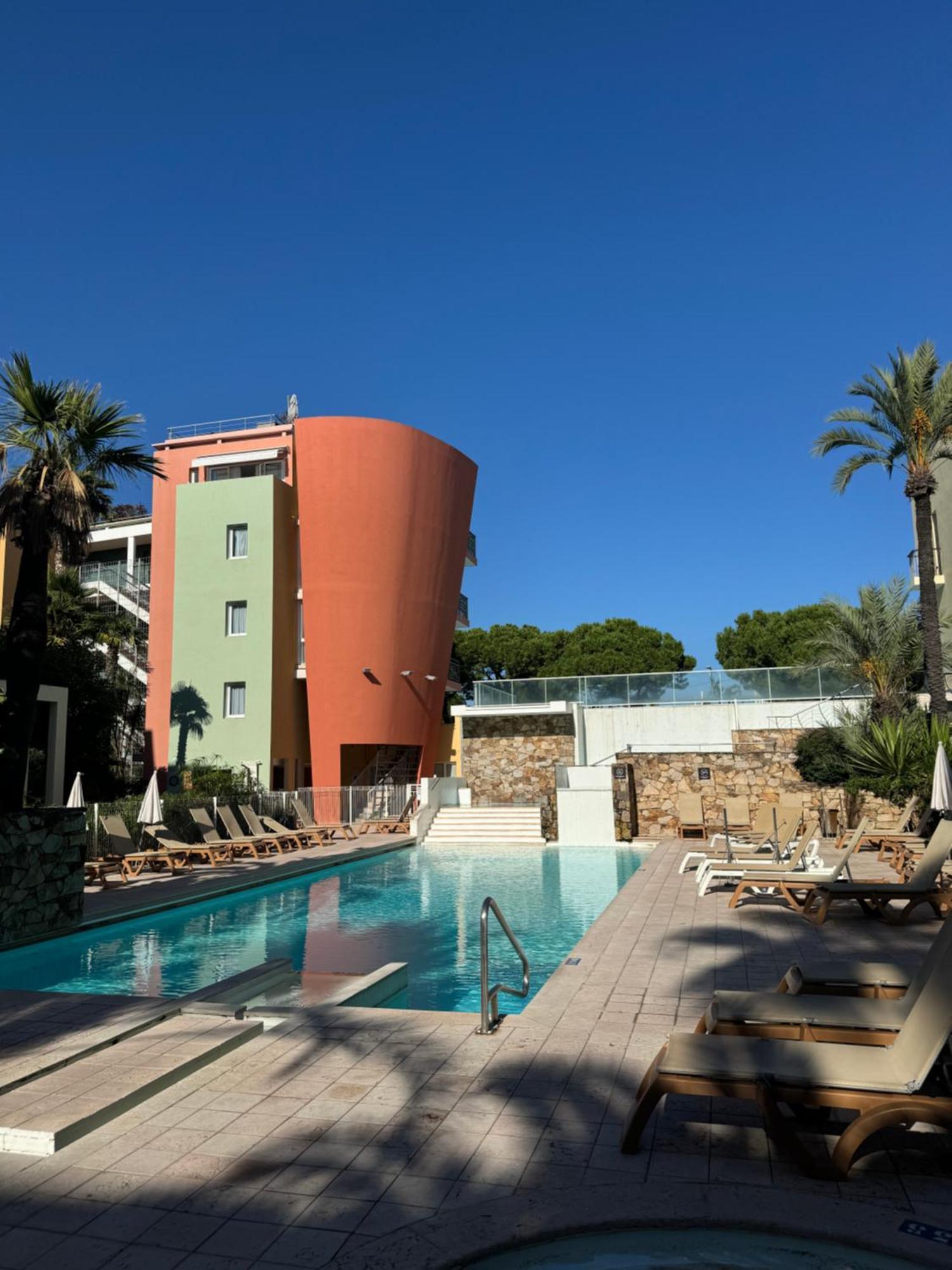 Апартаменты Antibes Port - Terrasse - Parking - Piscine Экстерьер фото